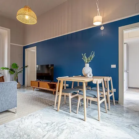 Apartment 37 Monti