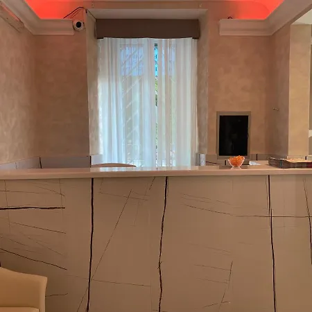 Hotel Alex Square