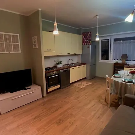 Frank Host Lux , Metro A A 50 M, Simple Check-in Con Codice A Qualsiasi Orario Appartement *