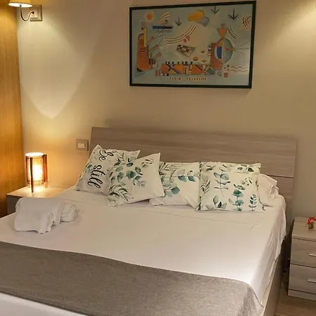 Frank Host Lux , Metro A A 50 M, Simple Check-in Con Codice A Qualsiasi Orario Appartement Rome