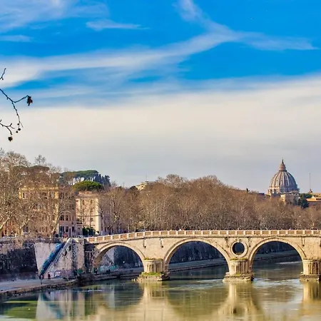 Apartment Happy Trastevere In Rome