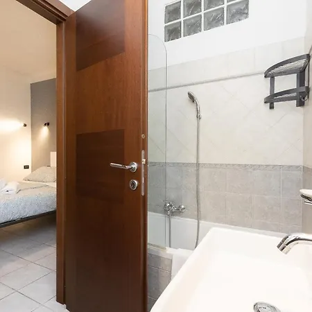 Apartment Paruta By In
