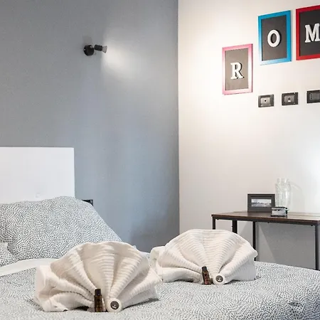 Paruta By In Apartment *