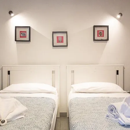 Apartment Paruta By In