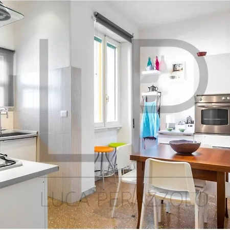 San Pietro Vaticano Family House * Rome