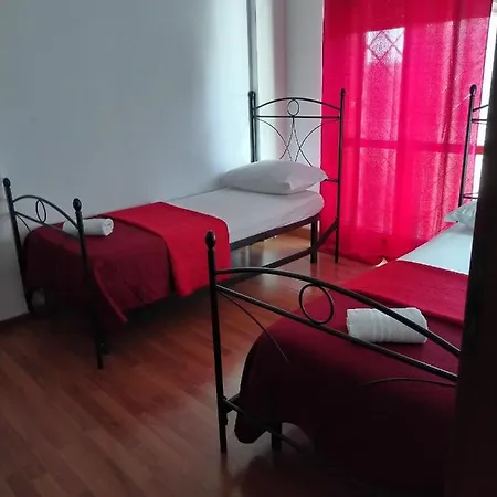 Apartment Con Due Pressi Eur Rome