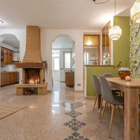 Villa Bbhome Domus Aquae Inside Of Appia Antica Park *