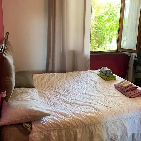 Elena Guest house