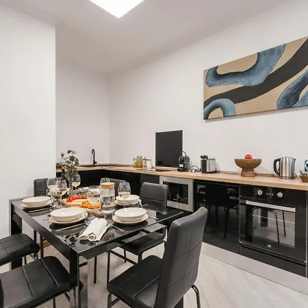 The Best Rent Spacious In Barberini Area Appartamento Roma