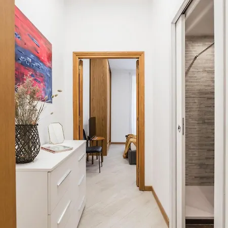 The Best Rent Spacious In Barberini Area Roma