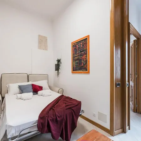 The Best Rent Spacious In Barberini Area Appartamento Roma