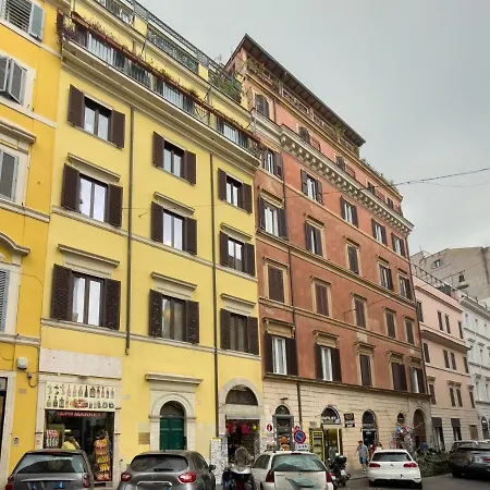 Appartamento The Best Rent Spacious In Barberini Area Roma