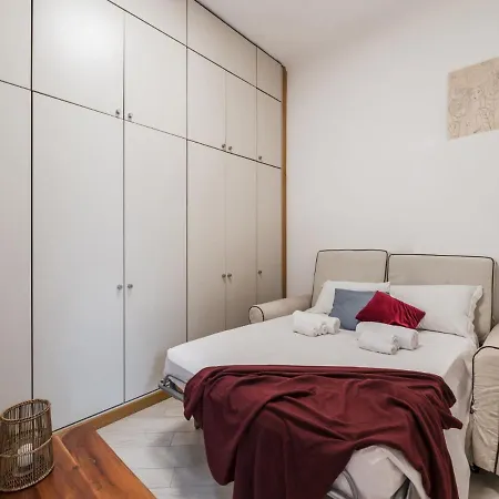 The Best Rent Spacious In Barberini Area * Roma