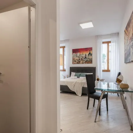 The Best Rent Spacious In Barberini Area Appartamento Roma