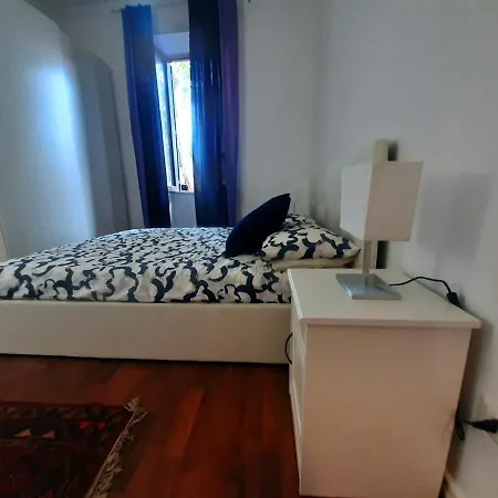 Apartment Vaticano Ferrari *