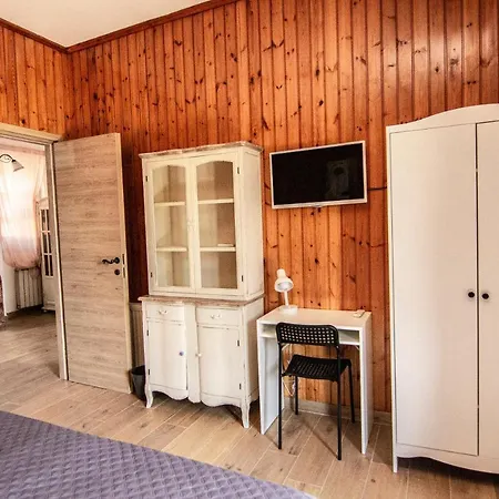 Bed & Breakfast Yourquadrarooms *