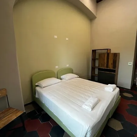 Borgo Ripa Urban Travel Hostel