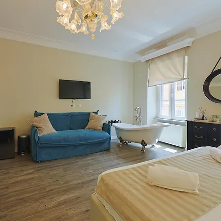 Art House Suites56 Via Del Babuino 56 Pensión Roma