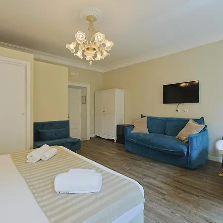 Art House Suites56 Via Del Babuino 56 Pensión Roma
