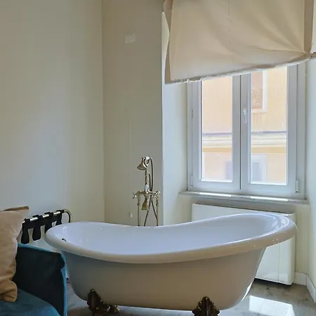 Art House Suites56 Via Del Babuino 56 *