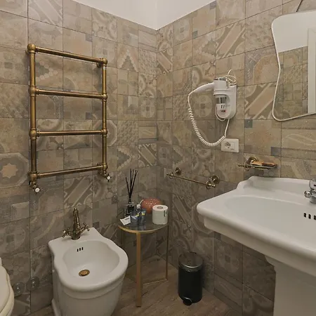 Art House Suites56 Via Del Babuino 56 Pensión