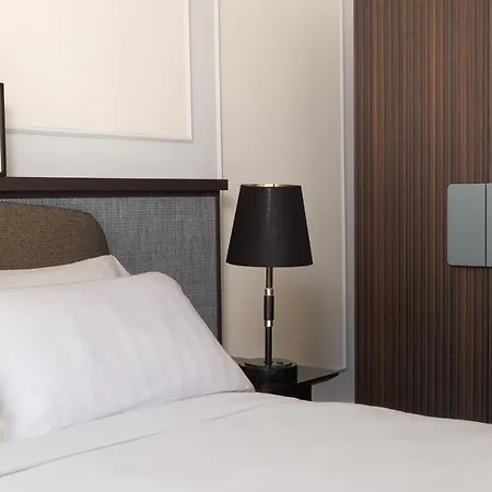 Ξενοδοχείο Tb Place 4*