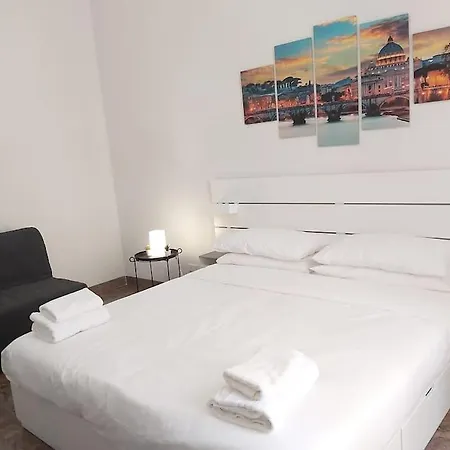 Al Colosseo Apartment *