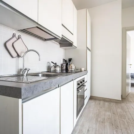 Urban Retreat -private Parking+terrace Appartamento