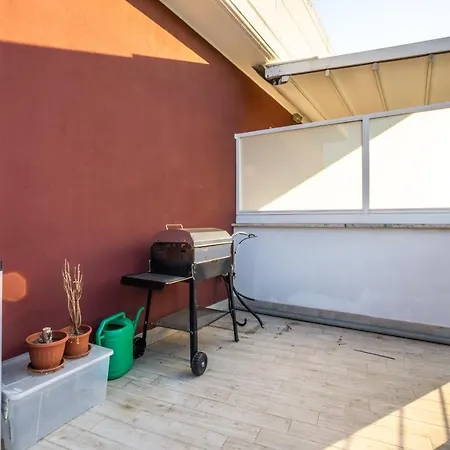 Apartment Urban Retreat -private Parking+terrace *