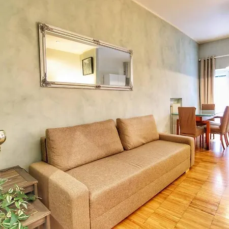 Apartment Paglia45 At Trastevere By Yourhost Rome