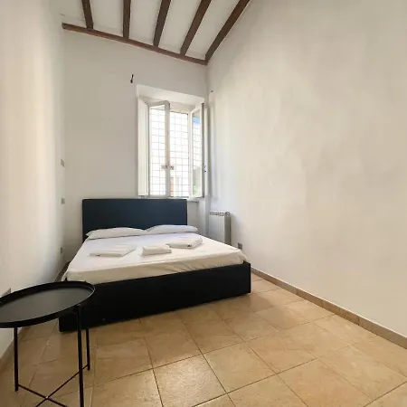 Apartment Santa Rufina Boutique *