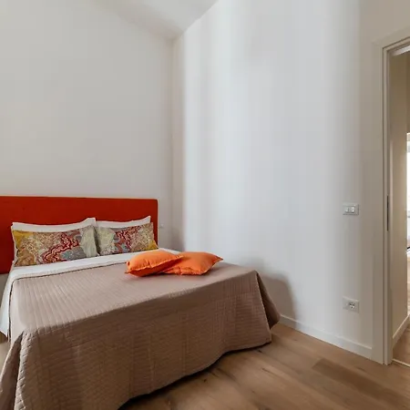 Apartment Termini & Acquario Romano Bright