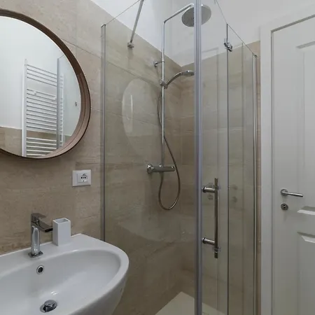 Apartment Termini & Acquario Romano Bright Rome