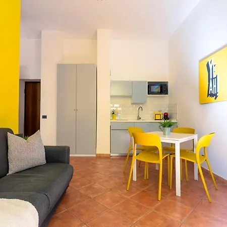 Monti Colosseum Holiday home Rome