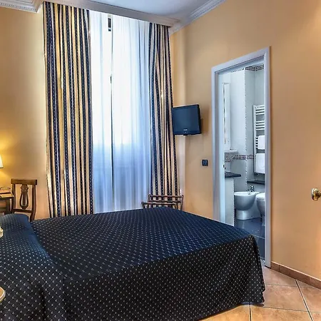 Caracciolo 3* Rome
