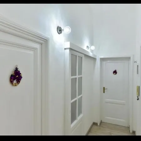 Dream House * Rome