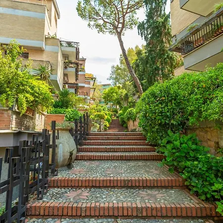 Apartment St Peters Garden 3 Bdr