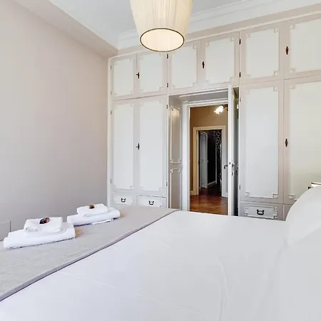 Bmga L Chic And Charm 3bdr Apt In Coppede District
