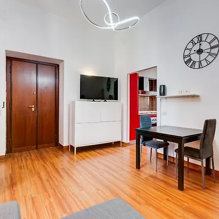 Apartment King's House - San Giovanni/re Di *