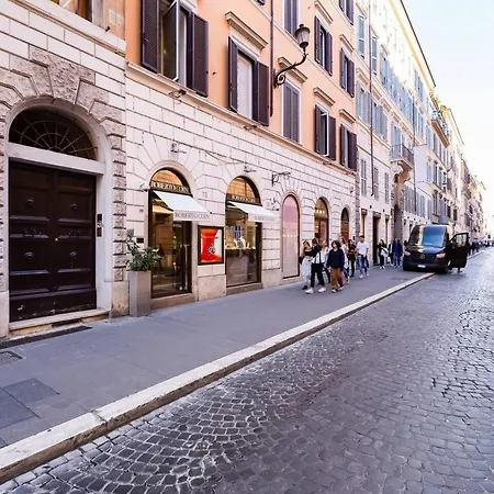 Apartment Piazza Di Spagna 72 - Your Italian Holidays Rome