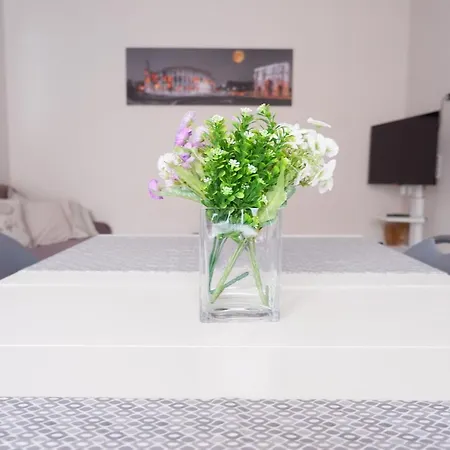 House Apartment *