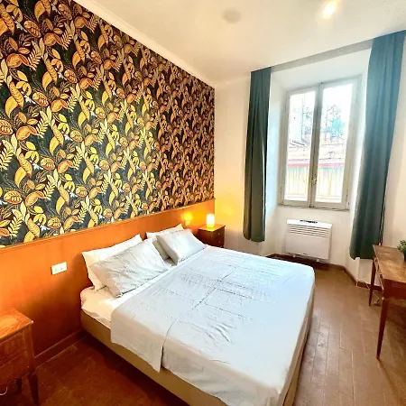 Trevi Romantic Alcova Bed & Breakfast