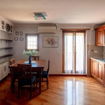 Attico Per Quattro Persone Sulla Nomentana, Wi-fi, Aria Condizionata Apartment Rome