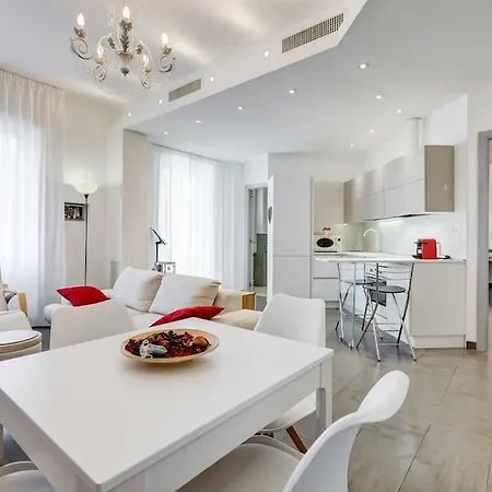 Apartment Violin Key House