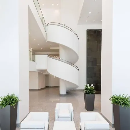 Eurosky Prestige Eur Appartamento *