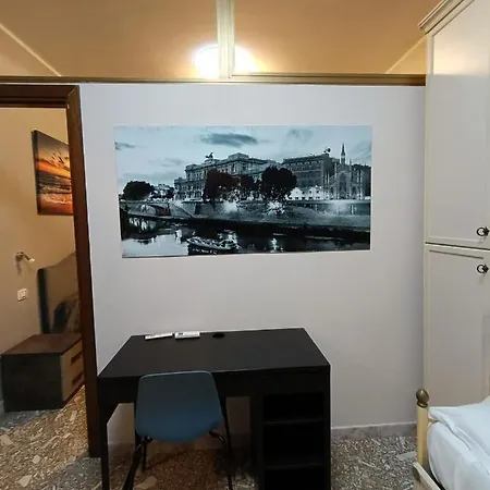 A Casa Di Lo Apartment *