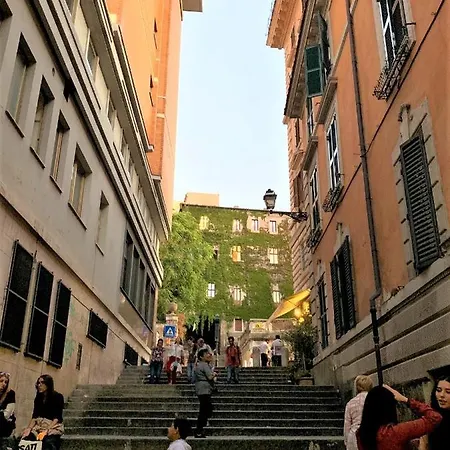 Apartment Nest To Colosseum