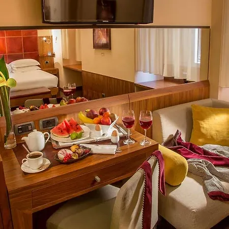 Maison Piazza Di Spagna Esperienze 4*