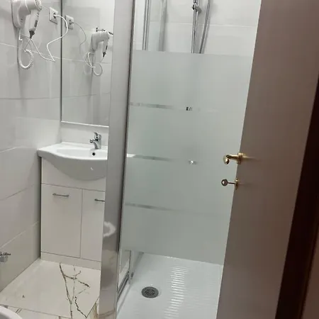 Termini Gioberti Nocleg ze śniadaniem