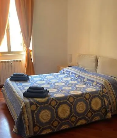 Flat In Furio Camillo Appartamento